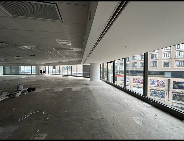 365M² OFFICE TO LET IN SANDTON CENTRAL